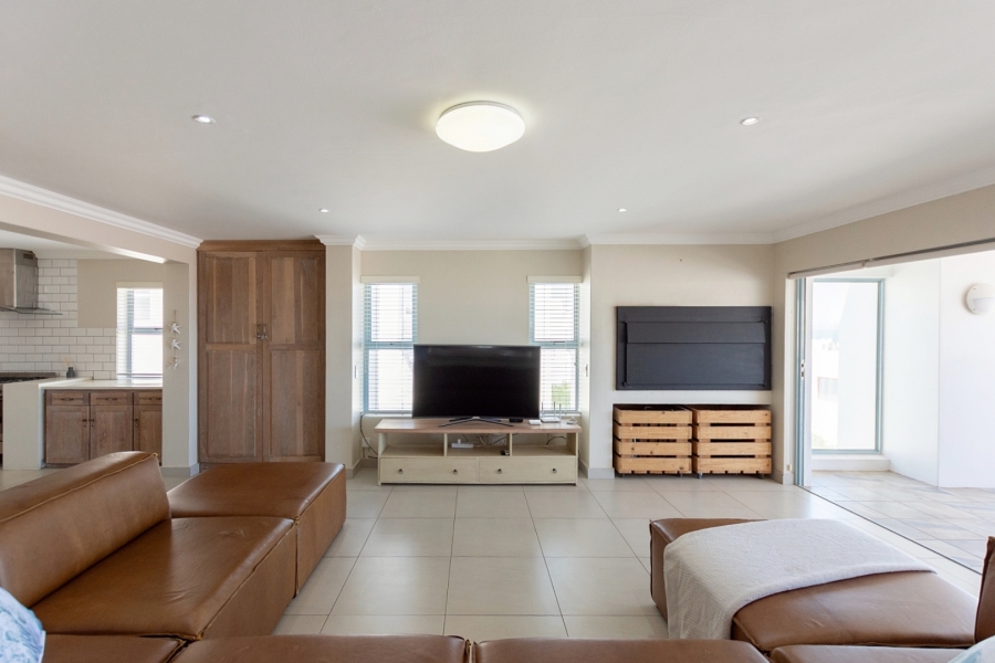 5 Bedroom Property for Sale in Paradise Beach Western Cape